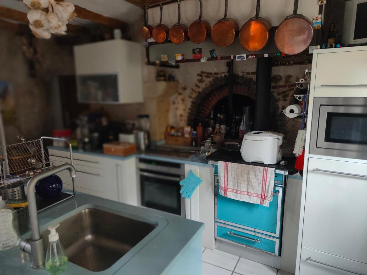 La Maison Bleue De Husseau Ancienne Ferme Semi-Troglodytique 18E Siecle Βίλα Montlouis-sur-Loire Εξωτερικό φωτογραφία