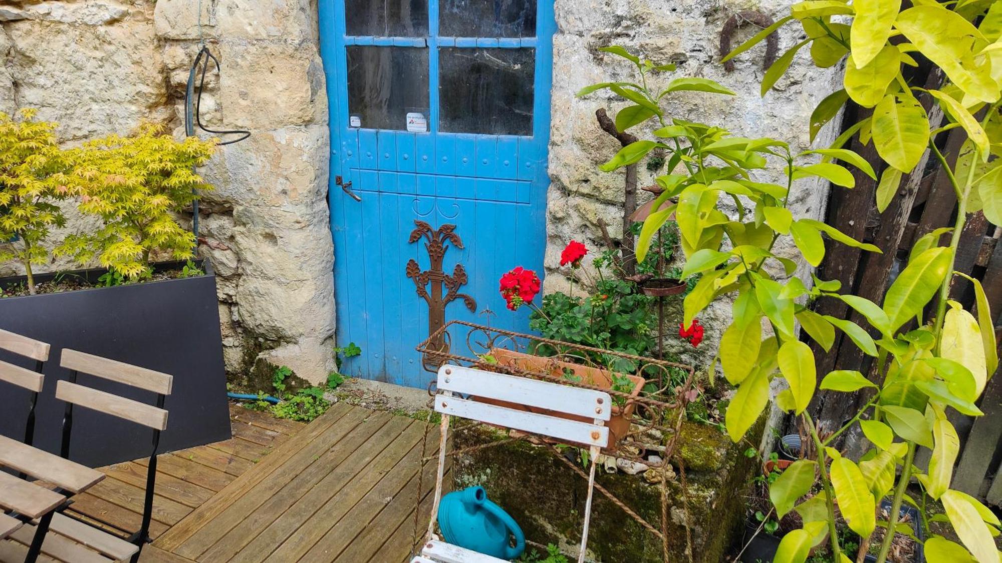 La Maison Bleue De Husseau Ancienne Ferme Semi-Troglodytique 18E Siecle Βίλα Montlouis-sur-Loire Εξωτερικό φωτογραφία